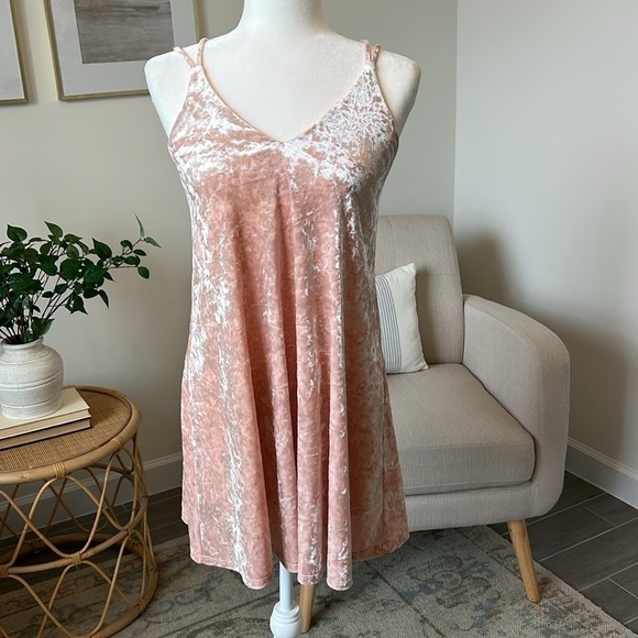Aqua Light Pink Crushed Velvet Strappy Swing Dress Bloomingdales Exclusive XS - Picture 1 of 17